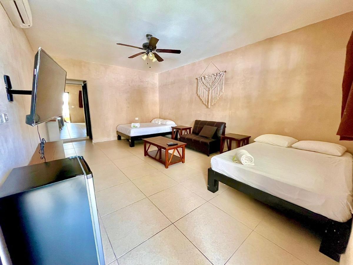 We Playa Hotel Playa del Carmen Exterior foto